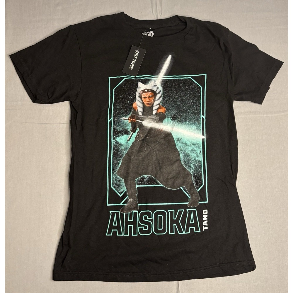 Star Wars Shirt Mens Small Ahsoka‎ Tano Black Disney NWT
